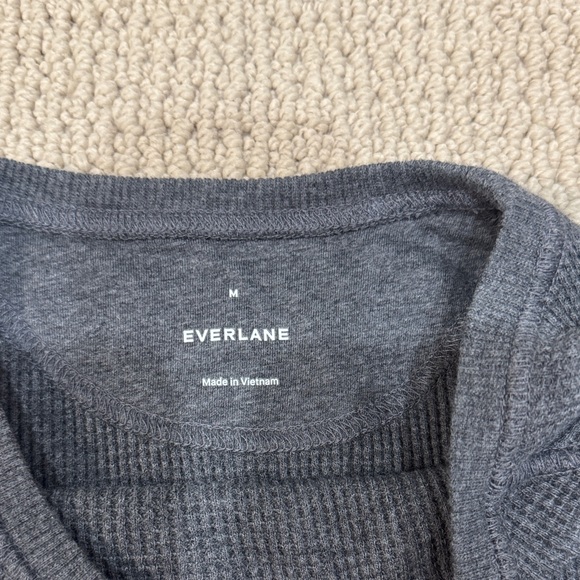 Everlane Charcoal Crew Neck Sweater - Picture 2 of 2